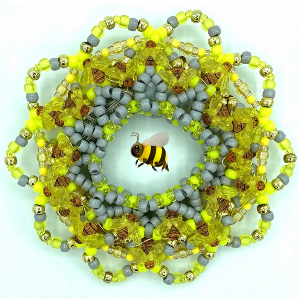 ❌SOLD❌Honeybee 🍯 🐝 Kandi Cuff